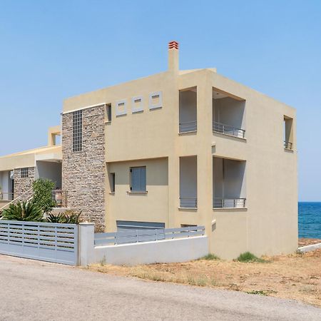 Spacious Beachfront Maisonettes With Stunning Views & A Private Beach Monemvasia Extérieur photo