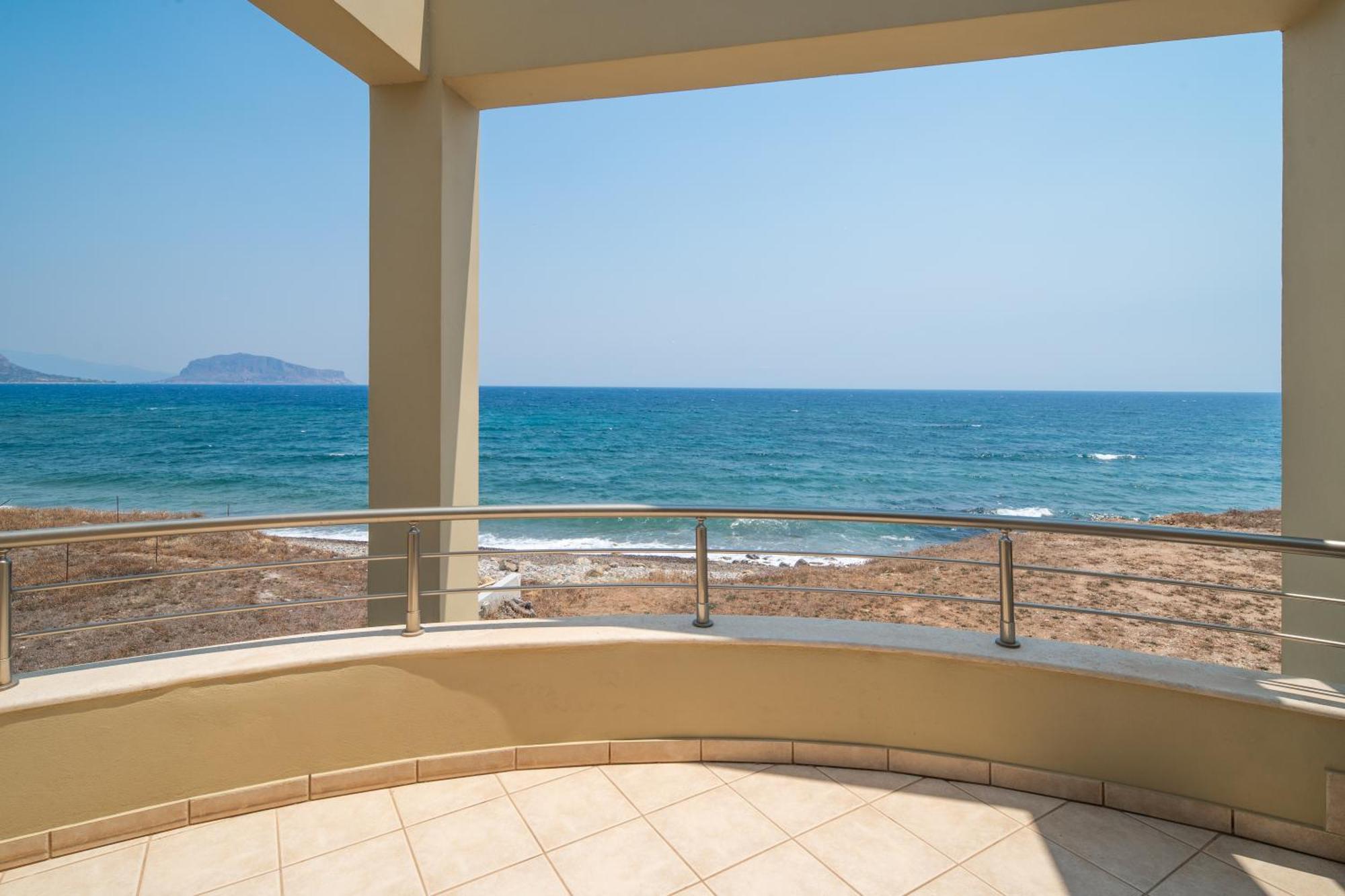 Spacious Beachfront Maisonettes With Stunning Views & A Private Beach Monemvasia Chambre photo